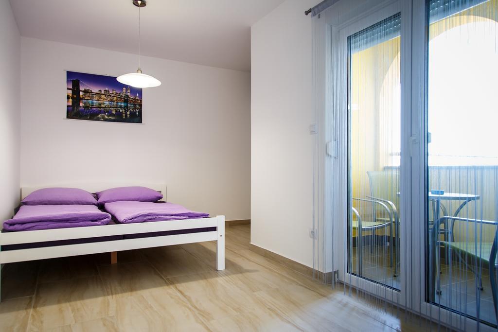 Nemira Sunny Apartments 奥米什 客房 照片